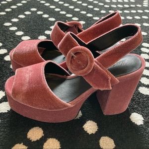 Jeffrey Campbell Blush pink velvet platform sandals US 8